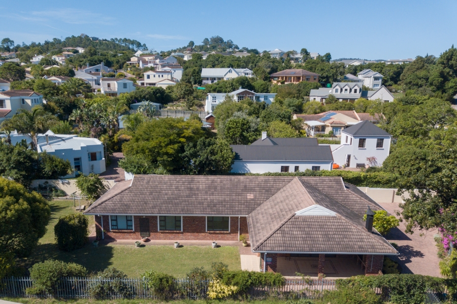 To Let 4 Bedroom Property for Rent in Hunters Home Western Cape